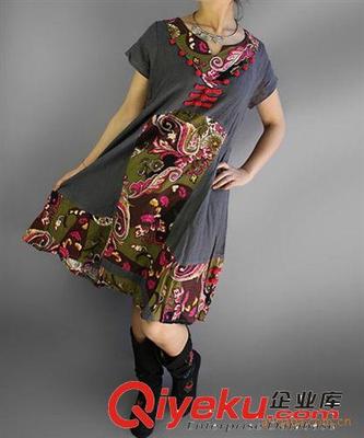 往事留芳@2011夏新中國民族田園風棉織線原創(chuàng)撞色拼布盤扣連衣裙圖片|往事留芳@2011夏新中國民族田園風棉織線原創(chuàng)撞色拼布盤扣連衣裙產品圖片由北京帛衣苑服裝廠公司生產提供-